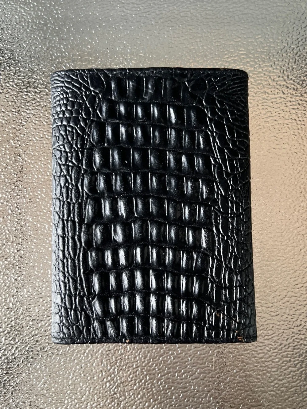 Classic Black Croc-Embossed Leather Men's Wallet-Card Holder